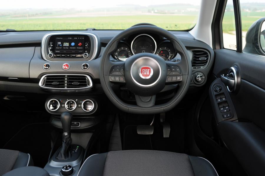  Fiat 500X Cross 2015 года  (UK) (фото 14 из 30)
